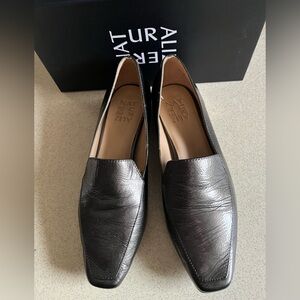 Naturalizer Clea Gunmetal loafer